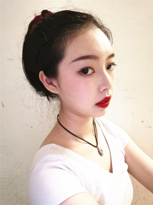 赖悦